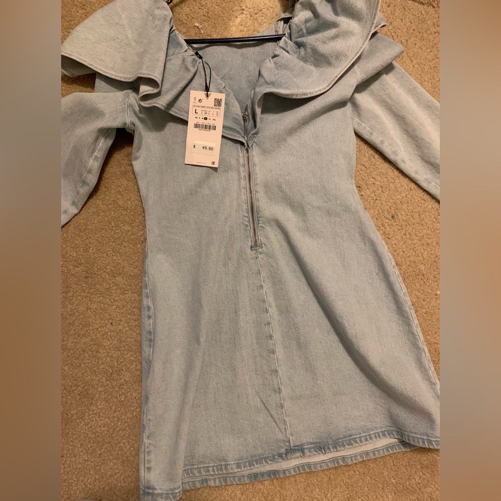 I am selling a size Large Zara Denim Dress